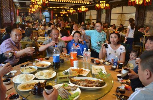 免费观看B站刺激战场2023