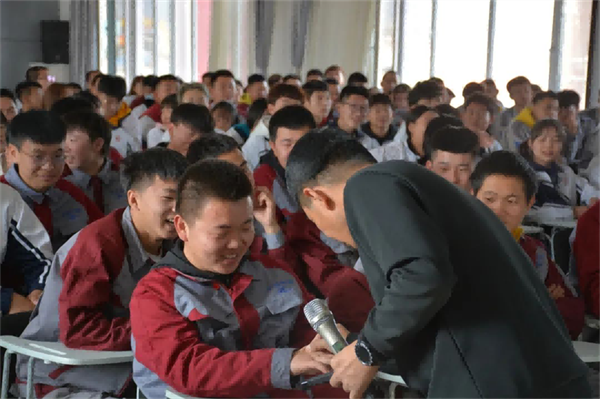 免费观看B站刺激战场2023