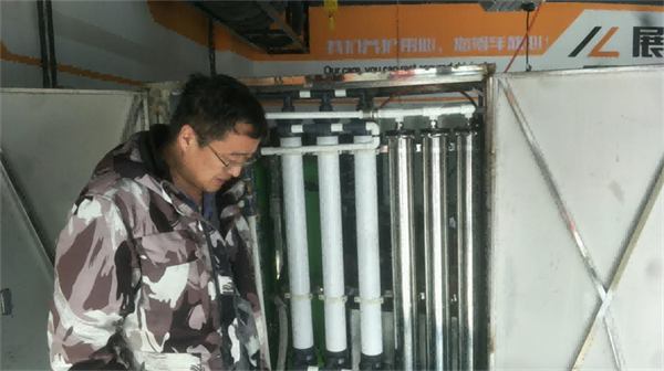 免费观看B站刺激战场2023