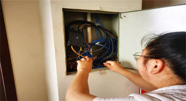 免费观看B站刺激战场2023